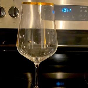 Wine Glasses (Set of Two)
